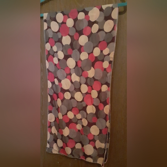 Ladies Scarf - Picture 2 of 2